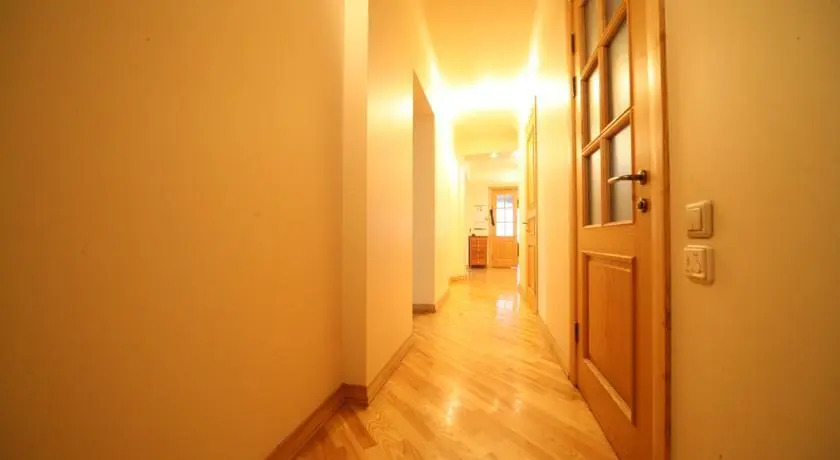 Rentapart Teatra Street 1