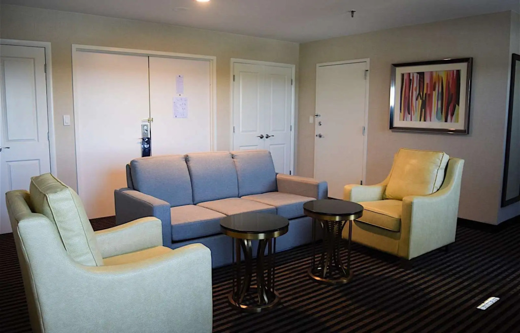 APA Hotel Woodbridge