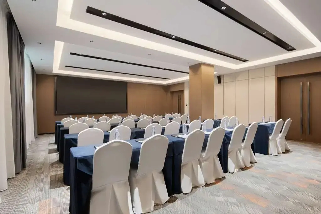 Hampton by Hotel Zhangjiajie National Forest Park-10min walk to biaozhi gate