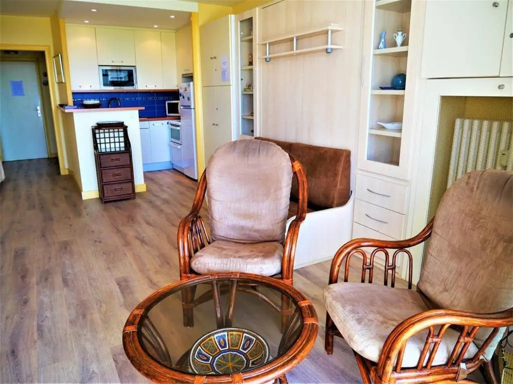 Appartement Quiberon, 1 pièce, 3 personnes - FR-1-478-97