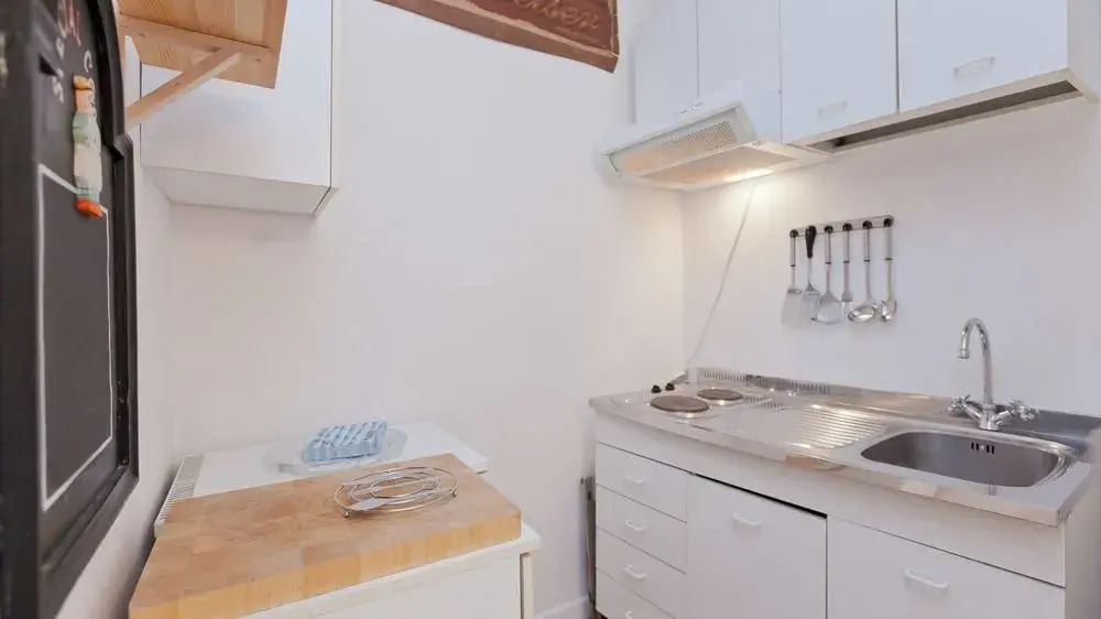 Rental In Rome Paglia Apartment