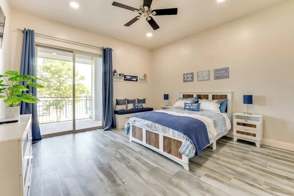 Luxe Waterfront Home w/ Boat Slip in New Braunfels
