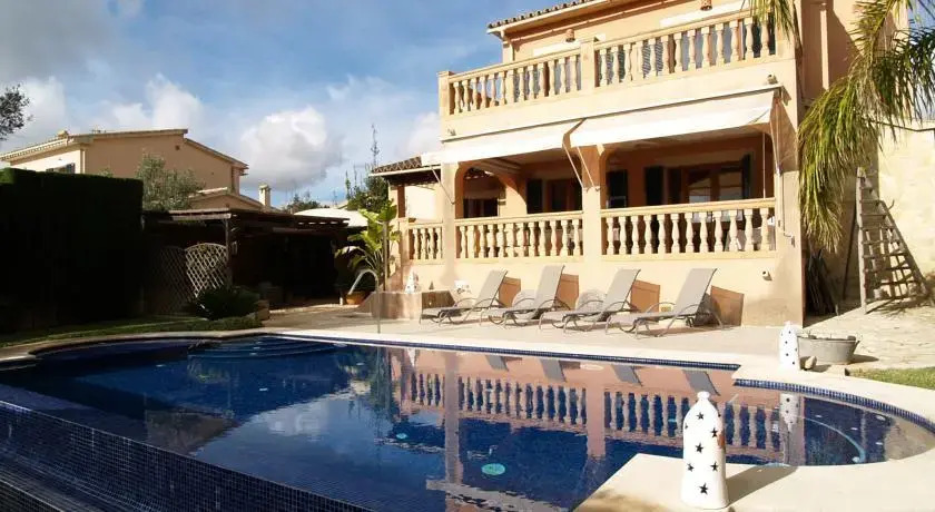 Villa Portol