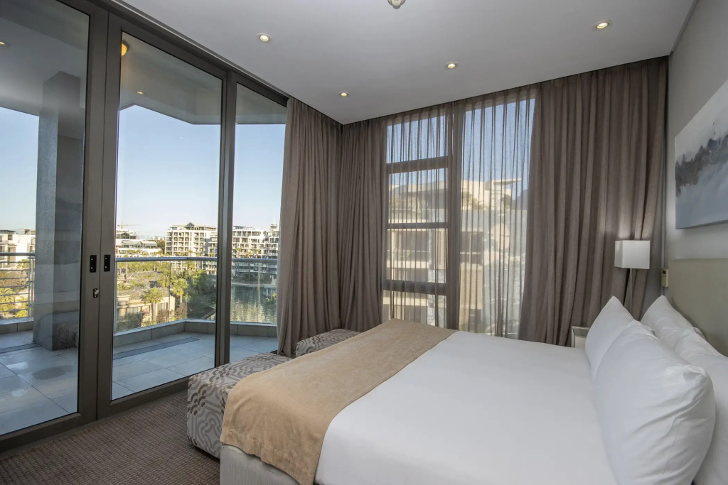 Lawhill Luxury Apartments - V & A Waterfront