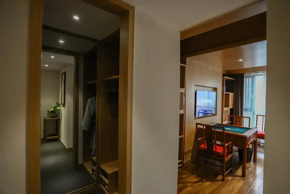 Qianna Chengji Hotel