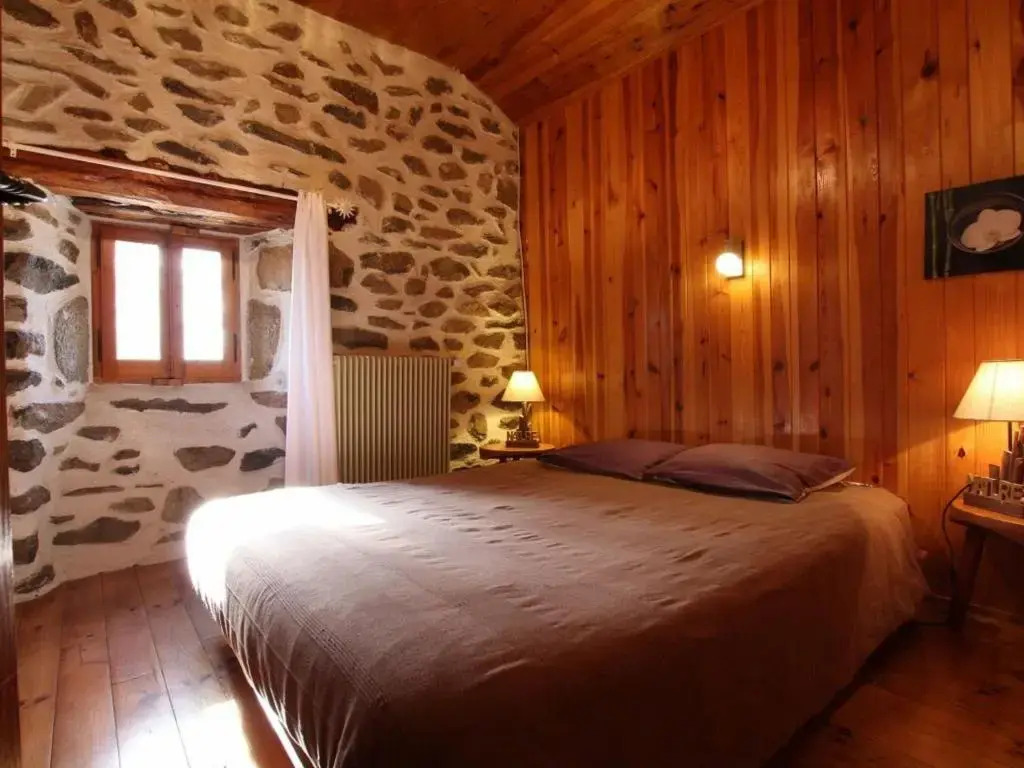 Gîte Saint-Julien-Chapteuil, 3 pièces, 4 personnes - FR-1-582-109