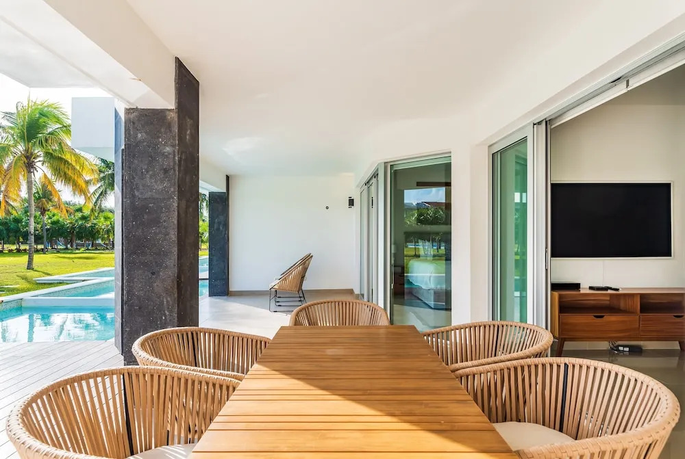 Casa Aruba 403n 2 Bedroom Apts by RedAwning