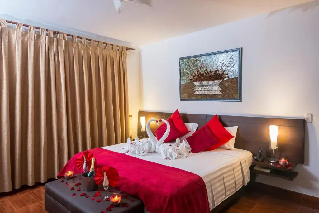 Casablanca Hotel, RestoBar, Catering, Eventos & Turismo en Garzón