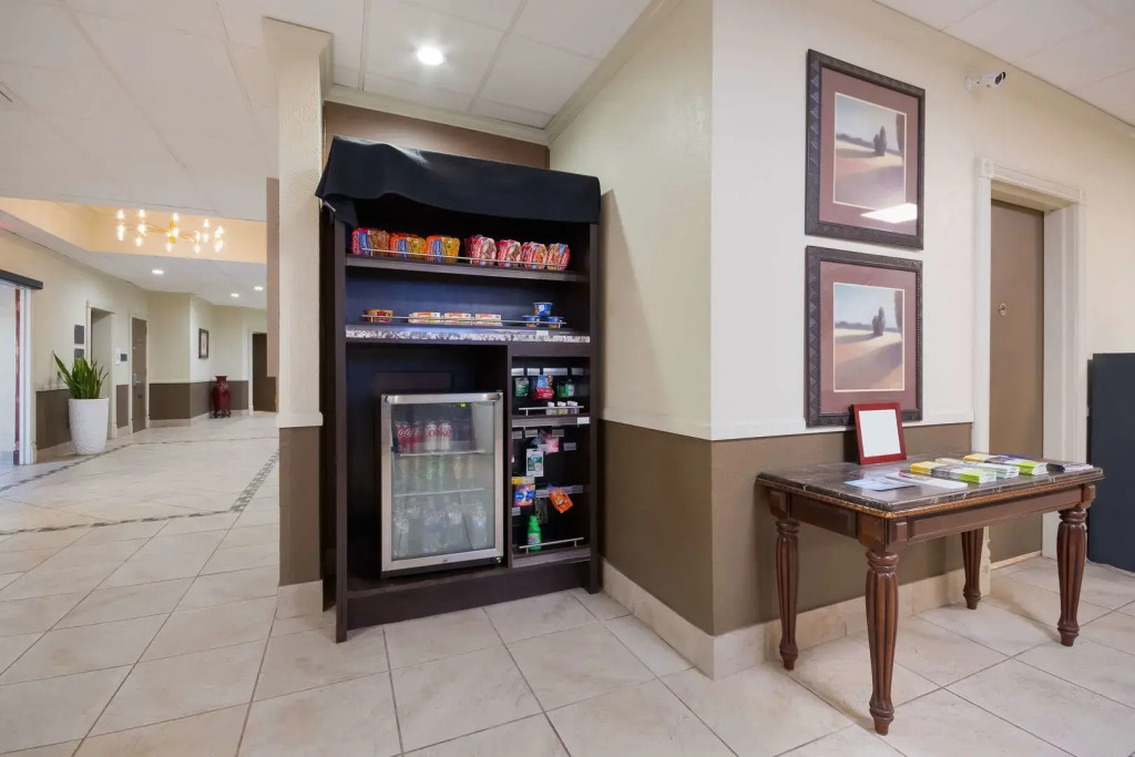 Comancheria Hotel & Convention Center