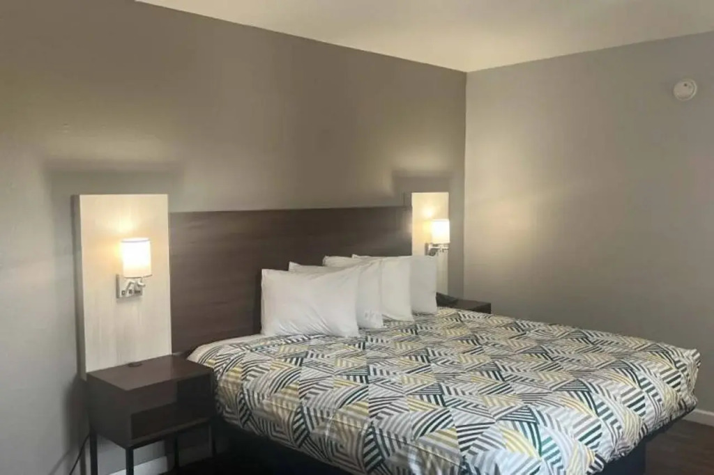 Motel 6 Saint George, SC   I-95