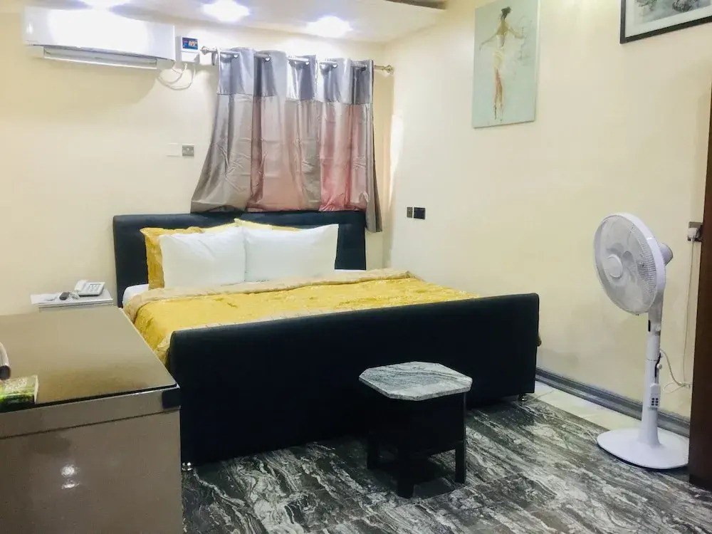 Platinum Inn Gee Hotel Ikoyi