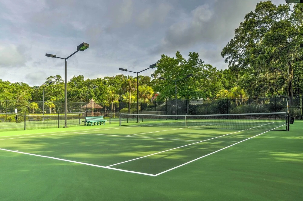 Beach & Pool Access: Golf Villa in Hilton Head