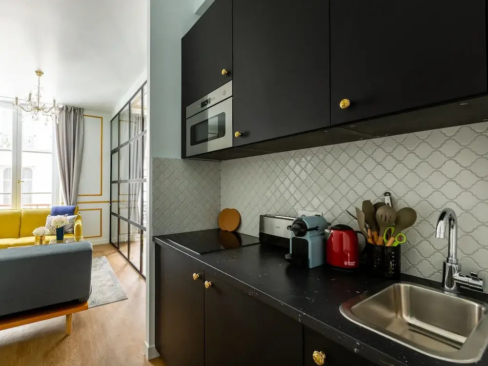 LivinParis - Luxury AC 2 & 3 Bedrooms Le Louvre