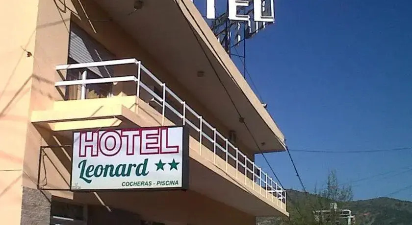 Hotel Leonard