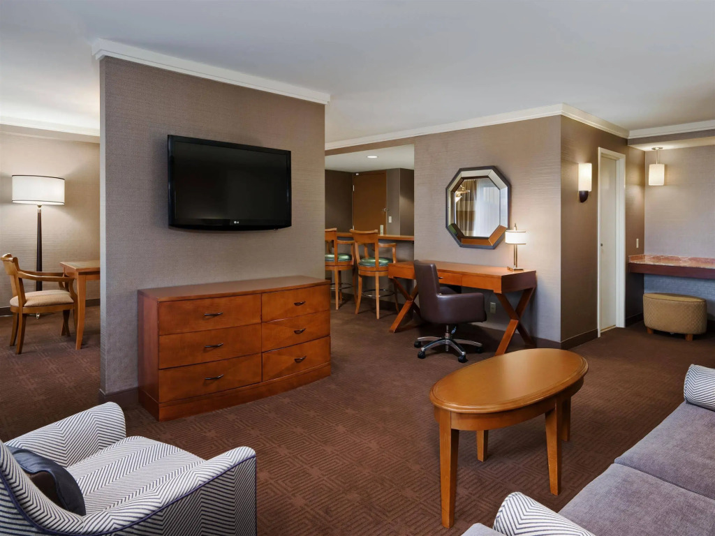 Sheraton Niagara Falls