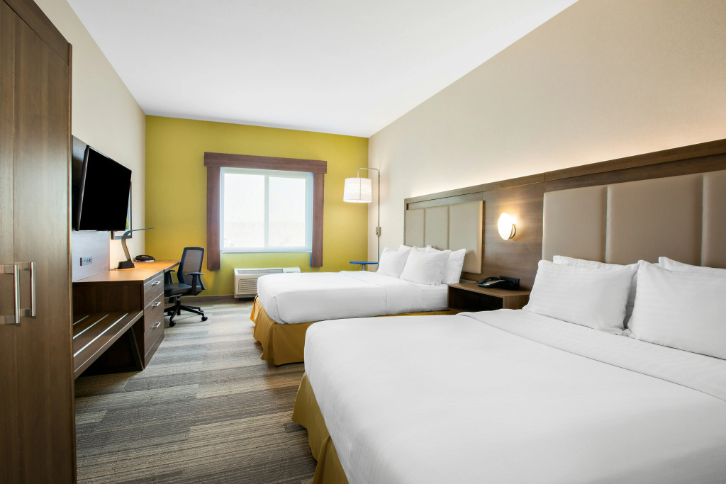 Holiday Inn Express Hotel & Suites Ontario by IHG
