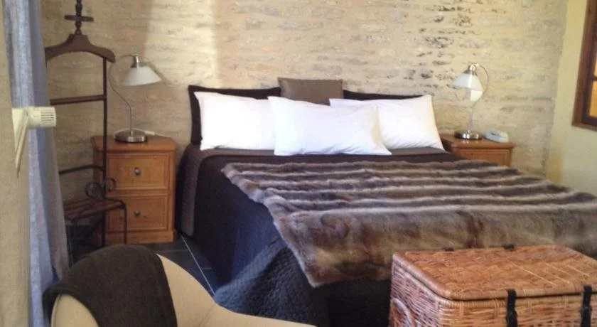 Logis Hotel Restaurant La Grange Du Relais