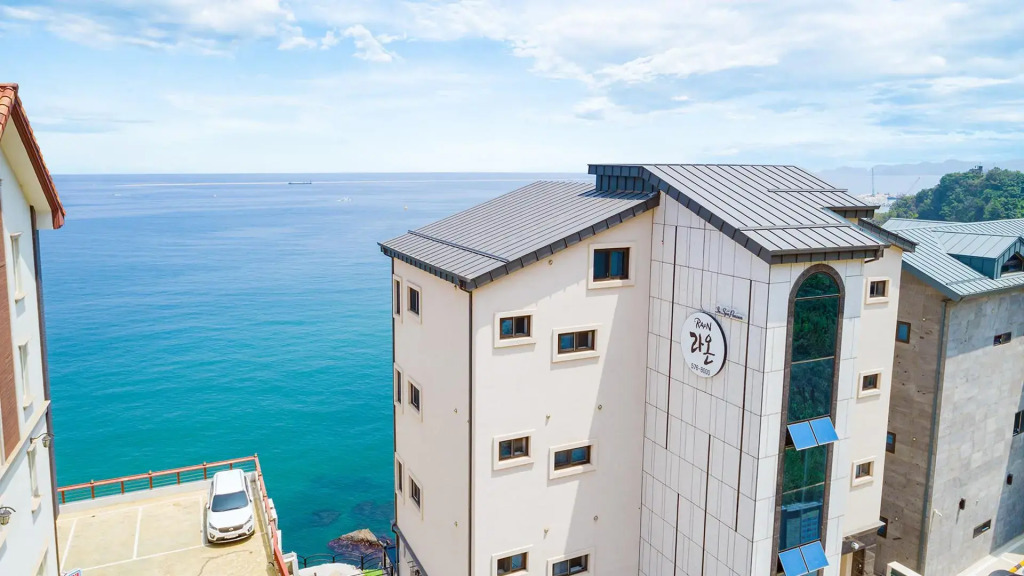 Samcheok Laon Spa Pension