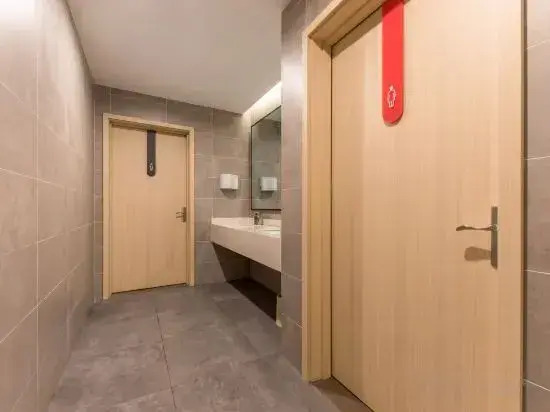 Ibis Huangshan Shexian Huizhou Ancient City