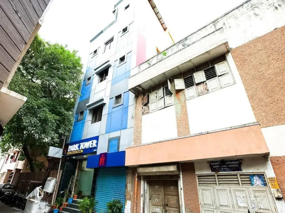Hotel Park Tower