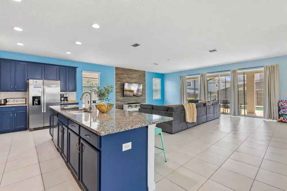 Minutes to Disney Parks + Universal Sleeps 21 w/ Pool, Hot Tub, Game Room