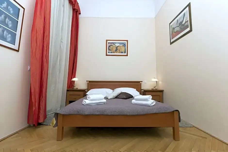Budapest B&B Bed and Breakfast