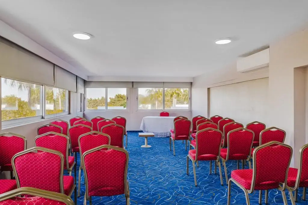 Uptown Buyuk Anadolu Girne Hotel