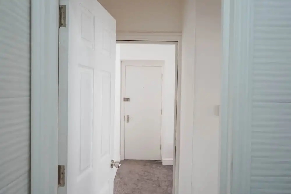 1 Bed Flat in Pedestrianized High Street