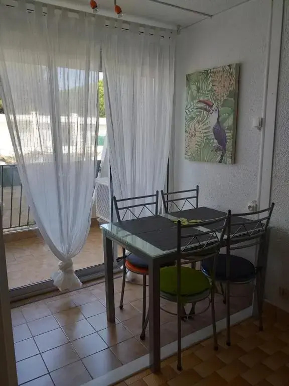 Studio de 25m2 tout équipé à 250m du bord de mer