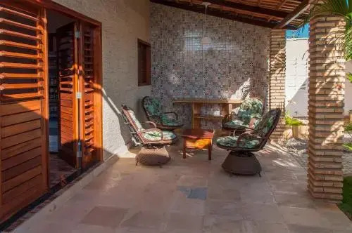 Equilibrium Hostel