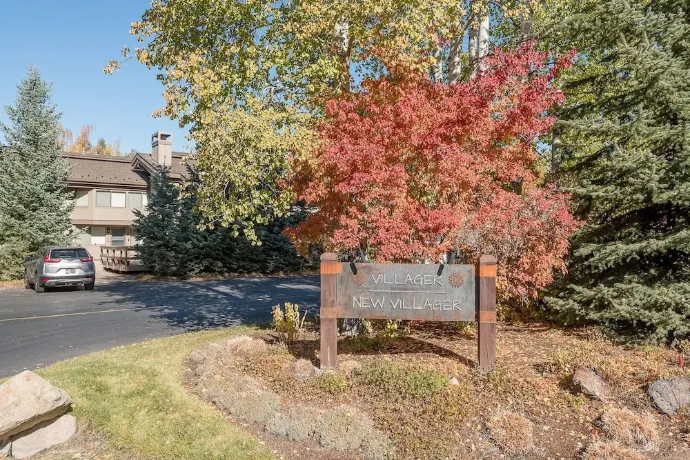 Villager Condominium 1318 by RedAwning
