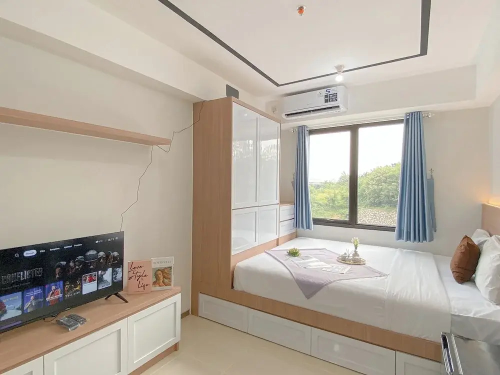Studio Apartment At Meikarta Near Aeon Delta Mas