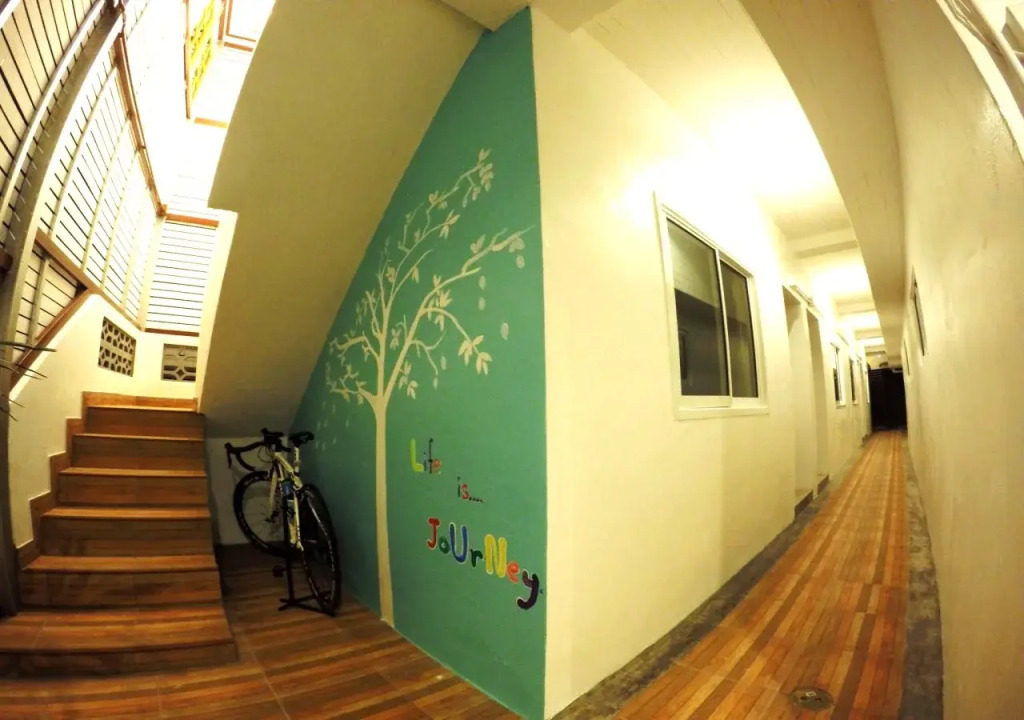 At We Patong hostel