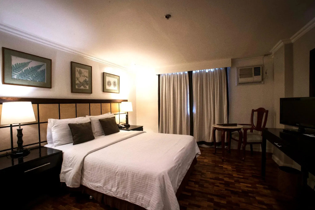 Sugarland Hotel