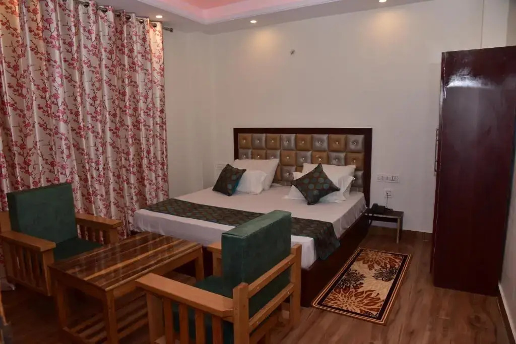 Royal Cedar BnB