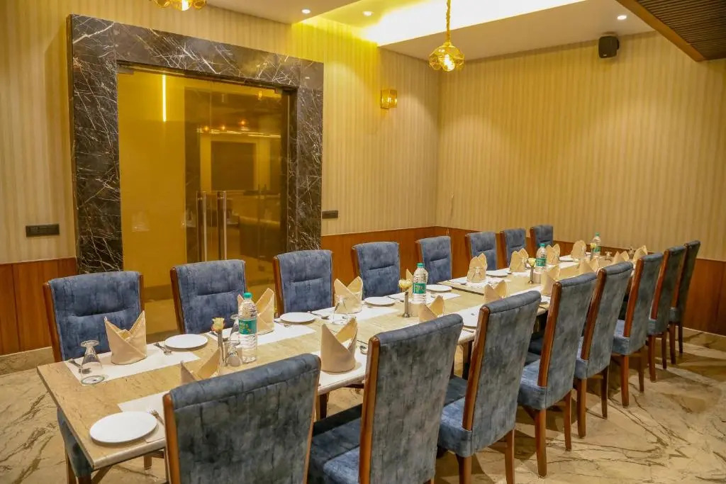 Four Leaf Hotel, Kasganj