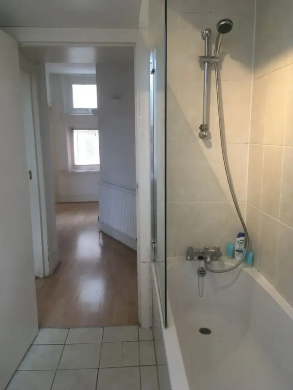 London Bridge - Entire 2 Bedroom Apart