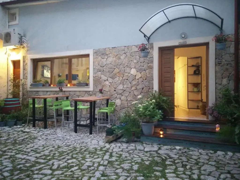 Hostel Mare