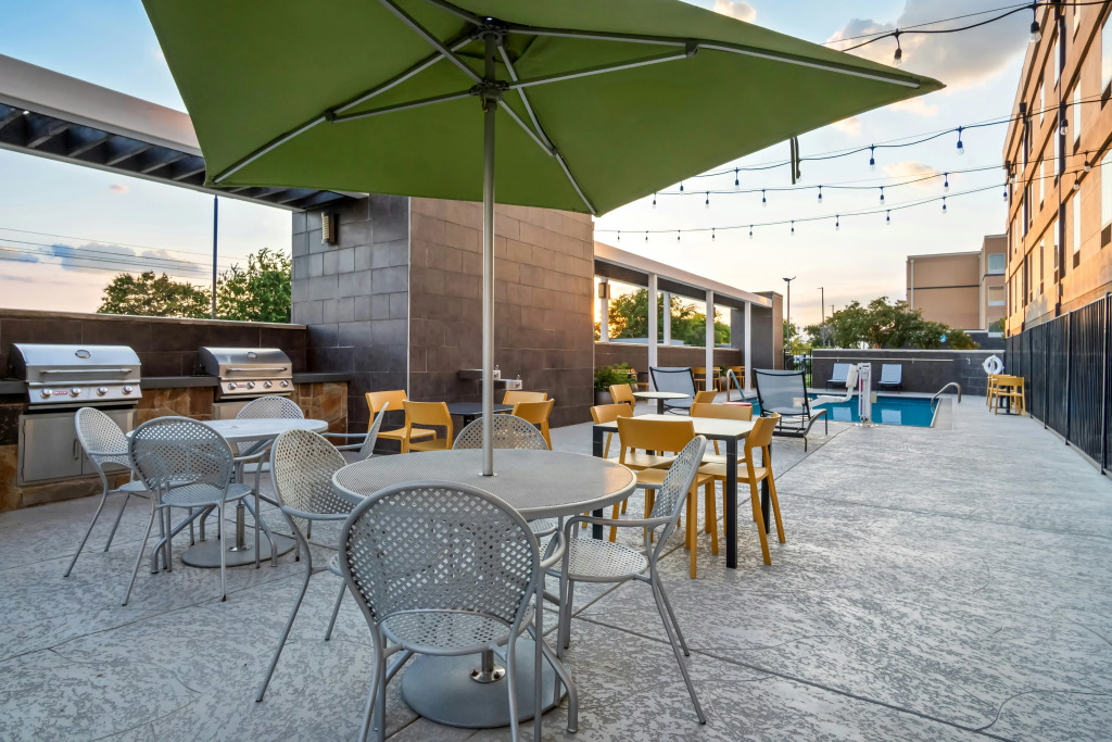 Home2 Suites by Hilton Irving/DFW Airport North