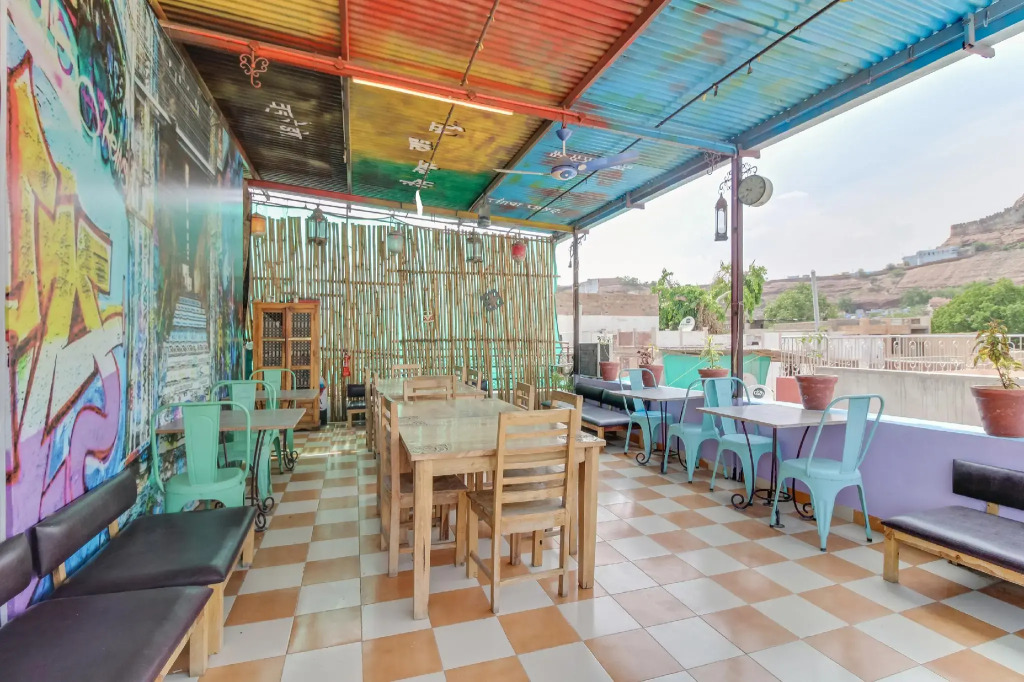 OYO 46815 Banaji Home Stay
