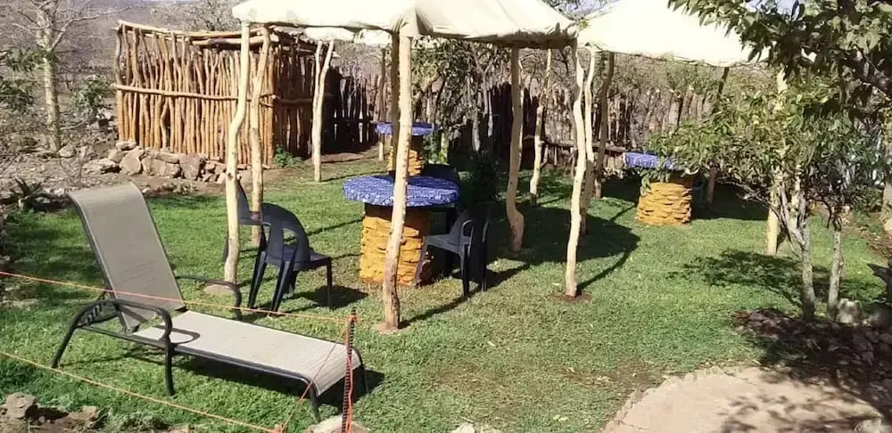 Omapaha Traditional Hut