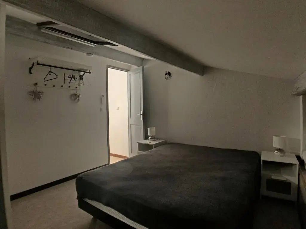 Maison Saintes-Maries-de-la-Mer, 4 pièces, 10 personnes - FR-1-475-35