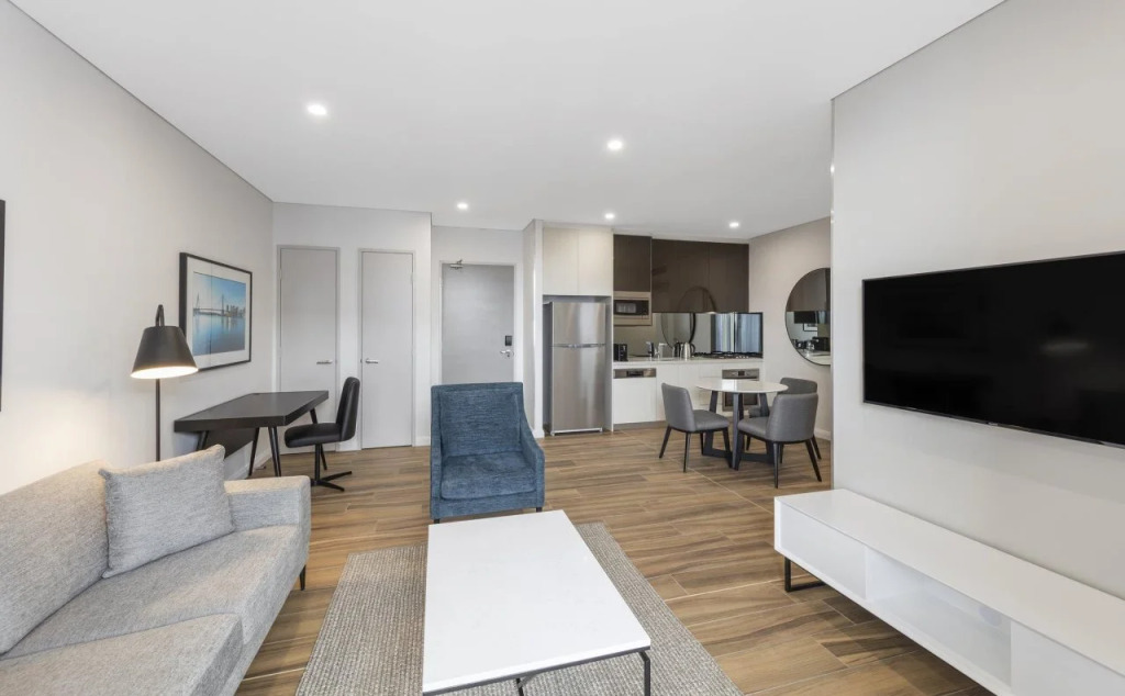 Meriton Suites Sydney Airport