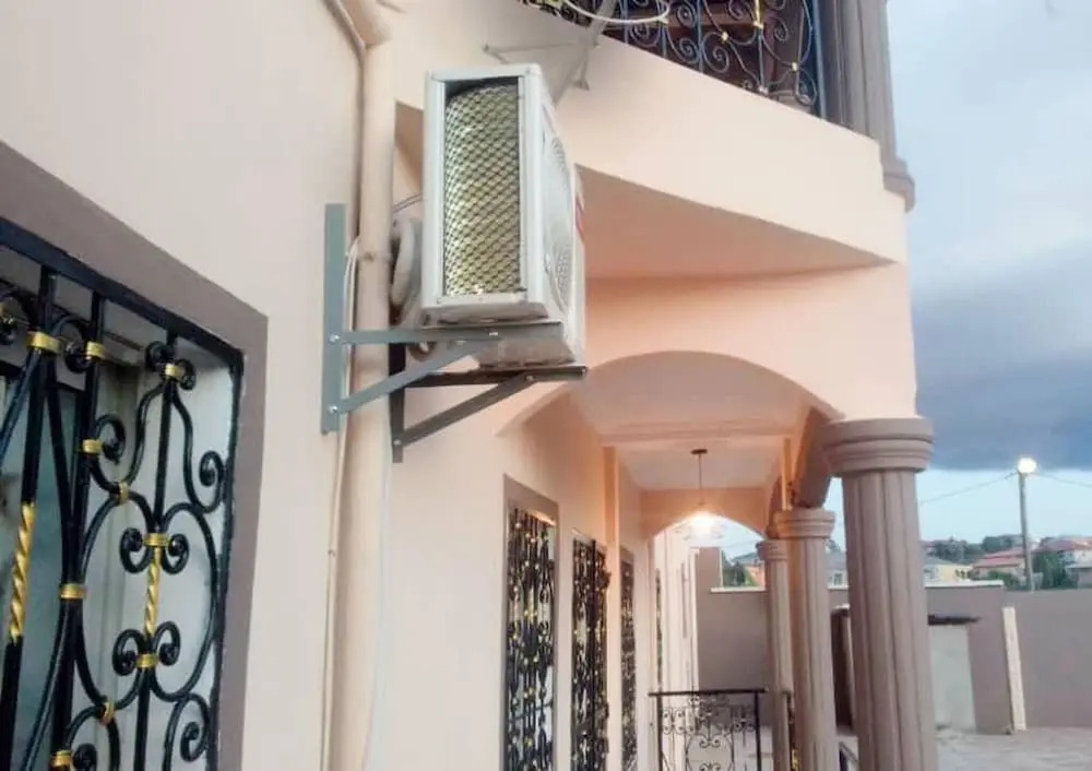Bel Appartement Meublé À Yaoundé - Odza