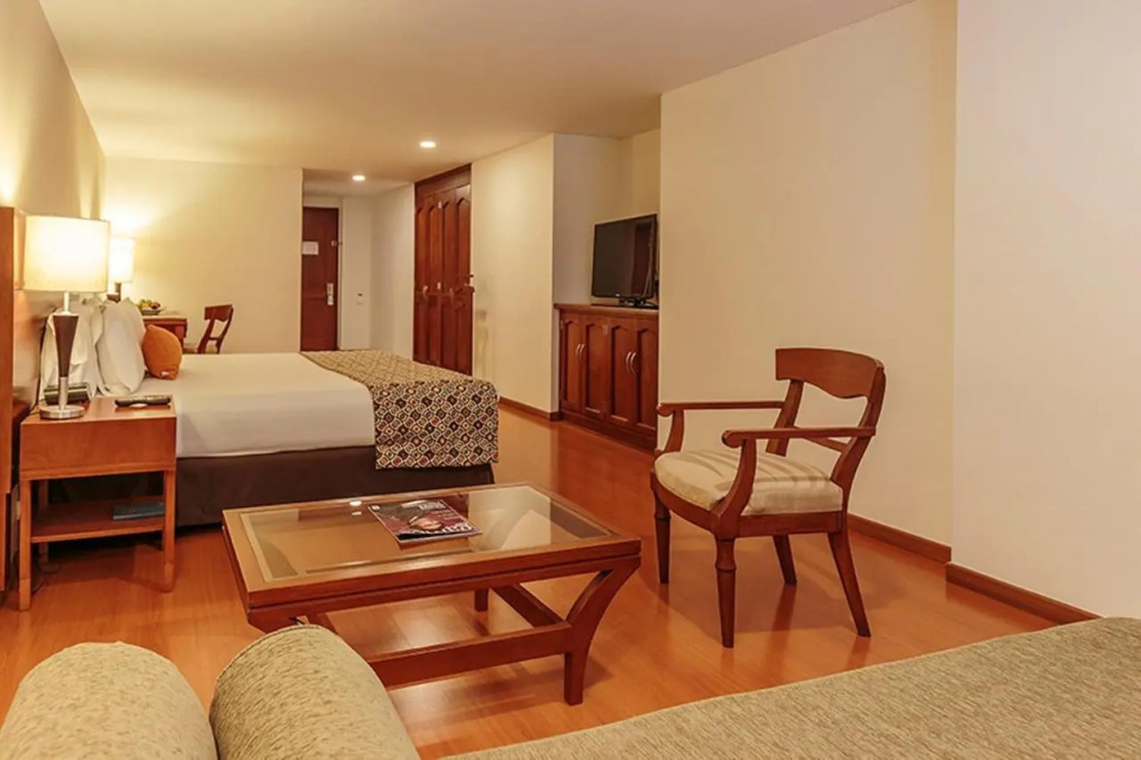 Hotel Estelar Suites Jones