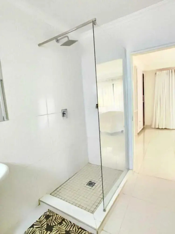 GEORGE B BOUTIQUE LODGE