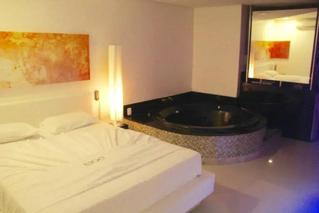 DOM Suites motel