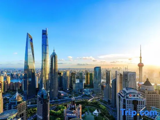 Qingmu Select Hotel (Shanghai Railway Station Zhongxing Road Metro Station)
