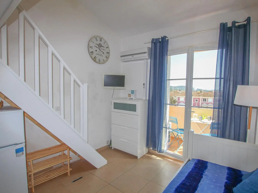 Snug holiday home in Port Grimaud near the beach