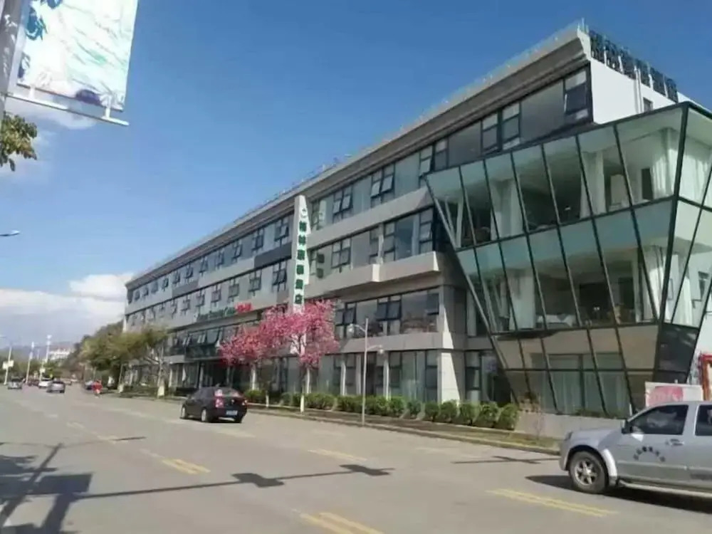 大理洱海暮居客栈